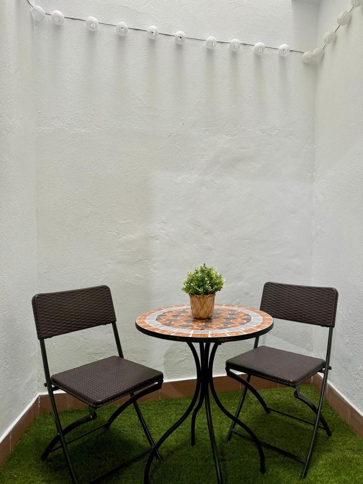 Apartamento En Lumbreras-Alameda Sevilla Exterior foto